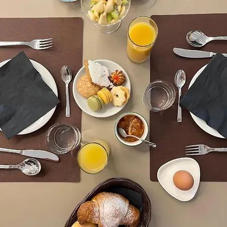 Tarsis Guest house
