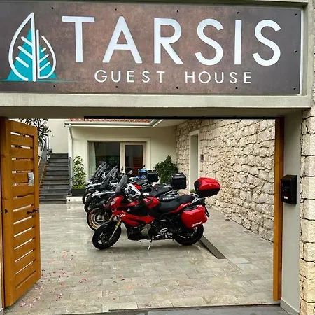 Tarsis *