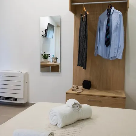 Tarsis Guest house *