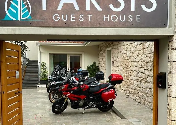 Tarsis 3*
